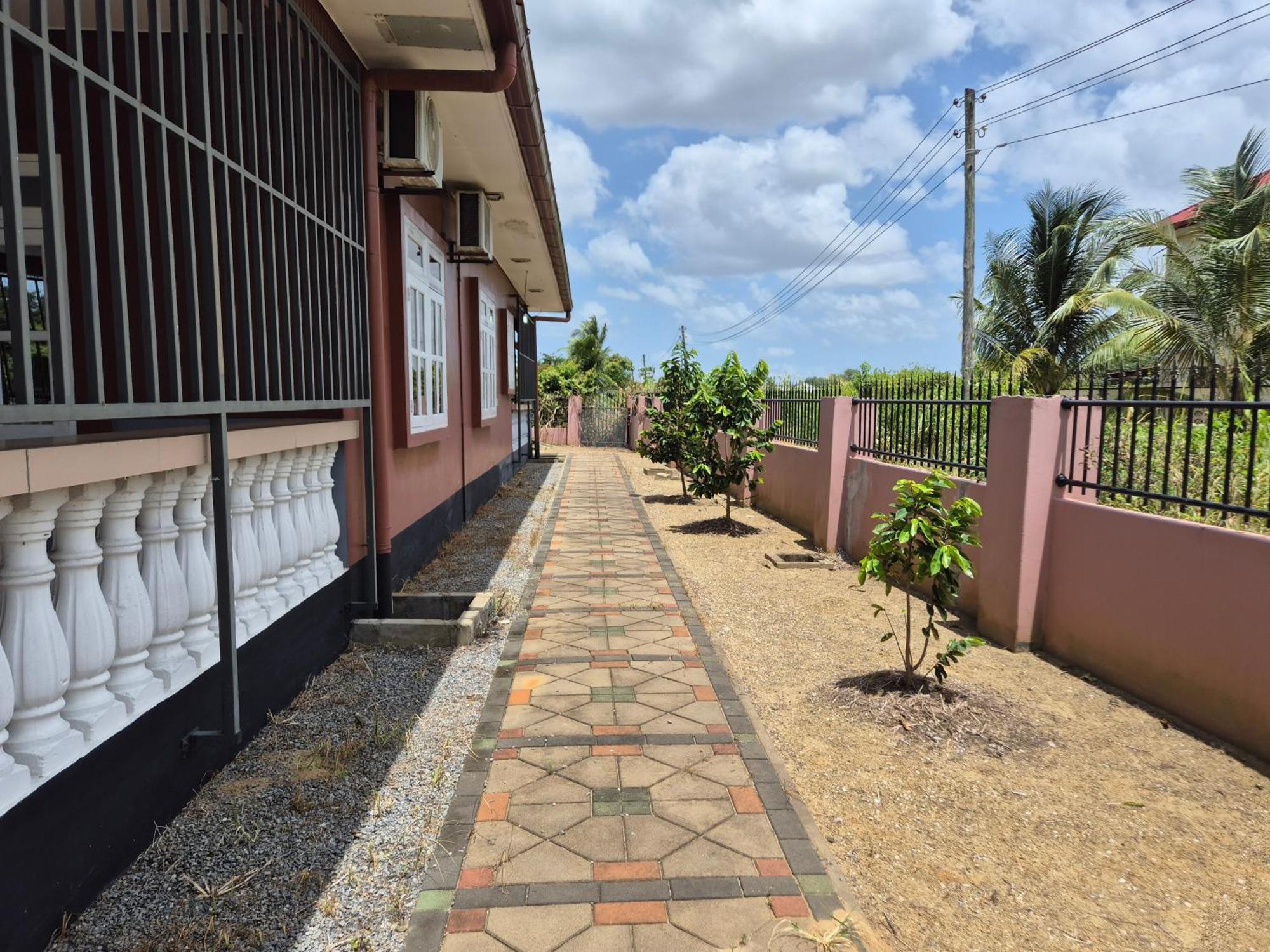 פרמריבו Chander'S Villa מראה חיצוני תמונה
